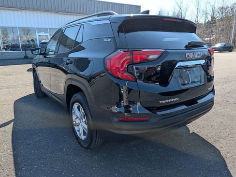 Used 2020 GMC Terrain SLE w/ Driver Convenience Package image 5