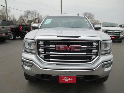 Used 2018 GMC Sierra 1500 SLT w/ SLT Premium Package image 11