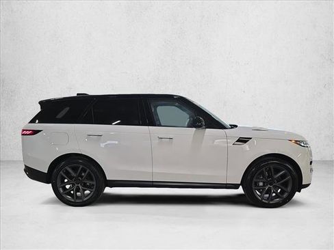 New 2026 Land Rover Range Rover Sport SE image 4