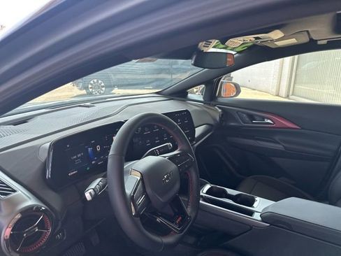 New 2026 Chevrolet Equinox EV RS AWD/4WD image 10