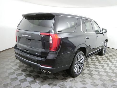 Used 2025 GMC Yukon Denali Ultimate image 3