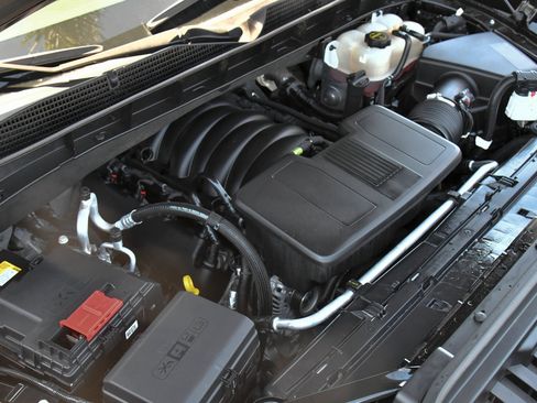 Used 2025 GMC Sierra 1500 SLT AWD/4WD image 52