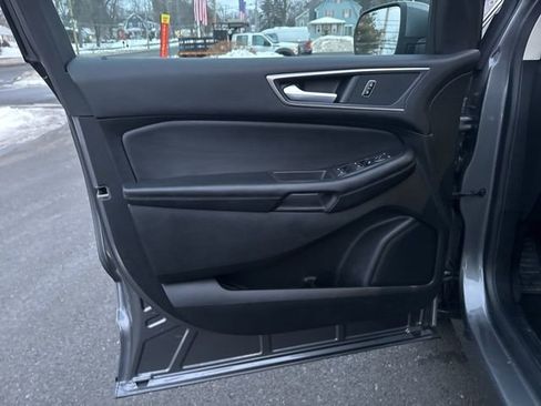 Certified 2022 Ford Edge SEL w/ Convenience Package image 15