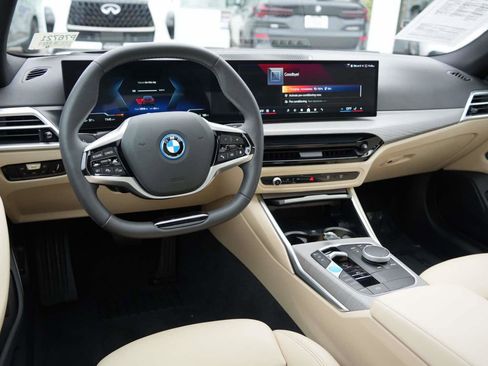 Certified 2025 BMW i4 xDrive40i w/ Premium Package image 7