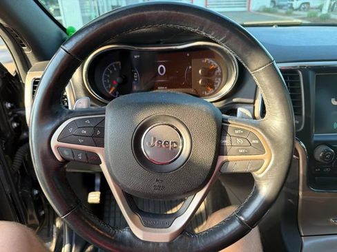 Used 2015 Jeep Grand Cherokee Limited AWD/4WD image 6