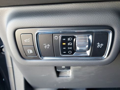 New 2026 Lincoln Nautilus Reserve image 14