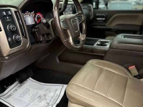 Used 2016 GMC Sierra 2500 Denali w/ Duramax Plus Package image 6