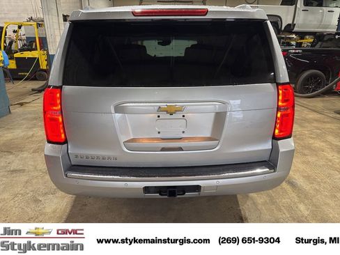 Used 2015 Chevrolet Suburban LTZ image 10