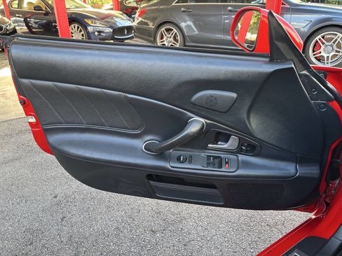 Used 2004 Honda S2000 image 17