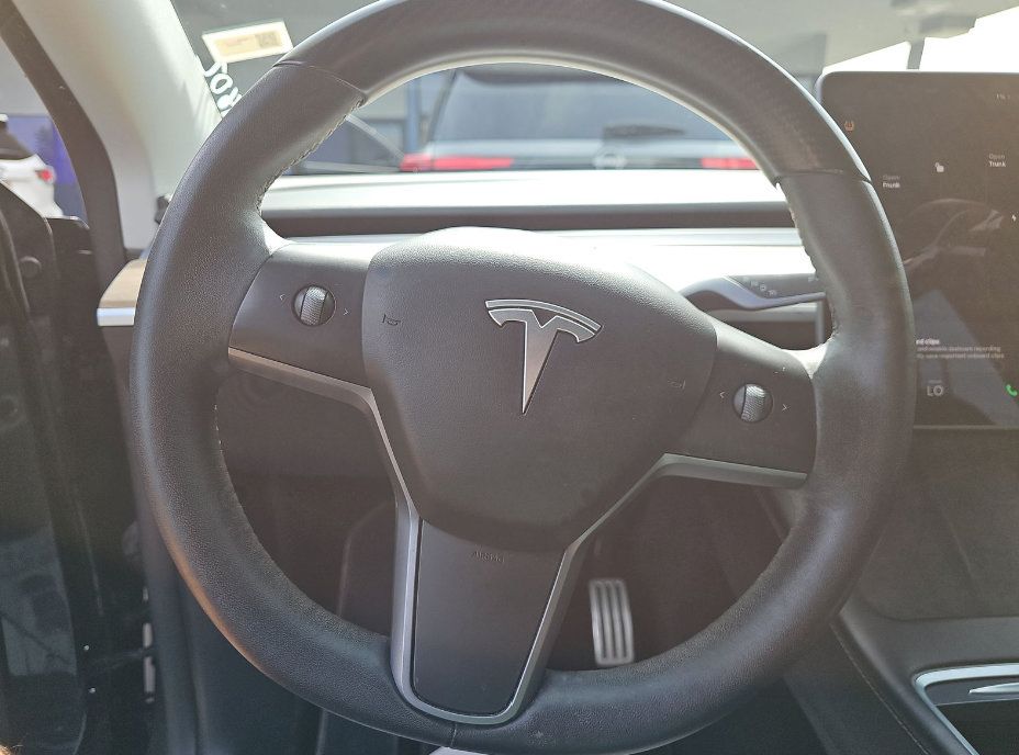 Used 2022 Tesla Model Y Performance AWD/4WD image 8