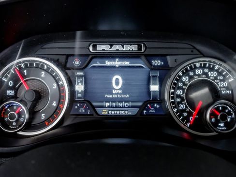 Used 2024 RAM 2500 Laramie AWD/4WD image 19