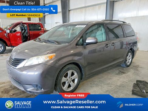 Used 2011 Toyota Sienna LE FWD image 1