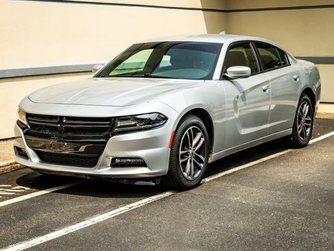 Used 2019 Dodge Charger SXT AWD/4WD image 1