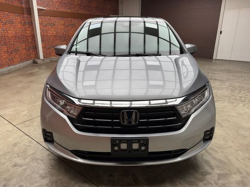 Used 2023 Honda Odyssey EX-L image 7