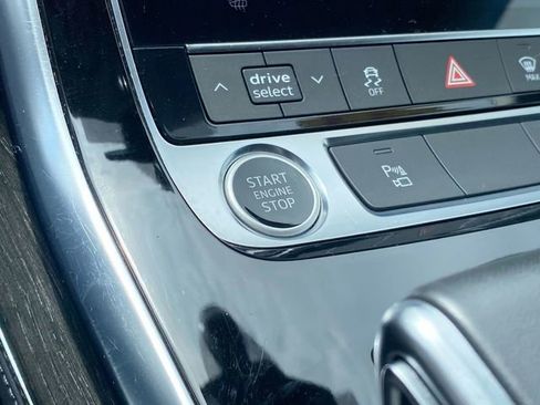 Used 2024 Audi Q7 2.0T Premium Plus image 17