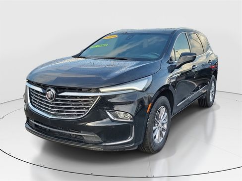 Used 2024 Buick Enclave Premium image 2