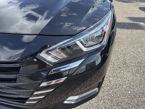 Certified 2023 Nissan Versa SV image 11