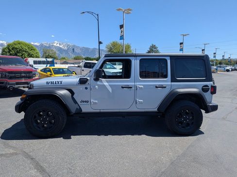 Used 2023 Jeep Wrangler Unlimited AWD/4WD image 8