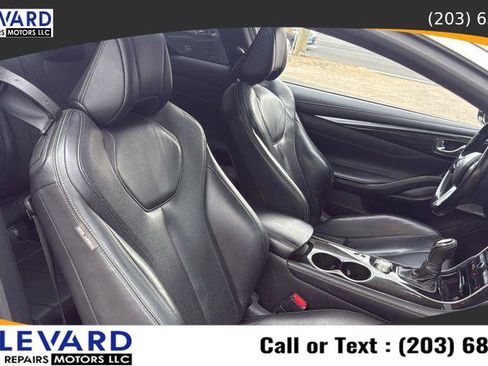 Used 2017 INFINITI Q60 3.0t w/ Premium Plus Package 3.0T AWD/4WD image 34