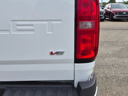 Used 2022 Chevrolet Colorado W/T AWD/4WD image 9
