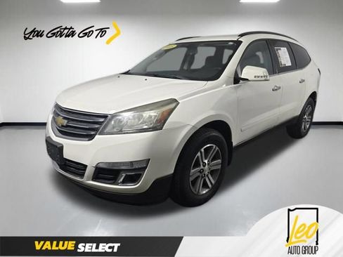 Used 2015 Chevrolet Traverse LT FWD image 1