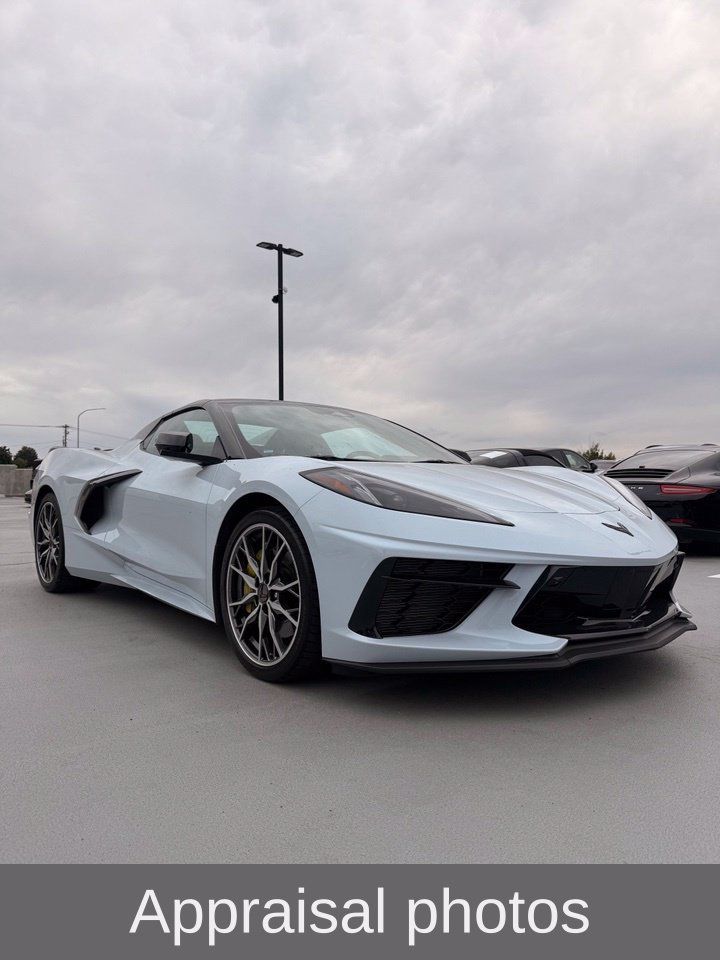 Used 2024 Chevrolet Corvette Stingray Preferred Conv w/ Z51 Performance Package RWD image 2