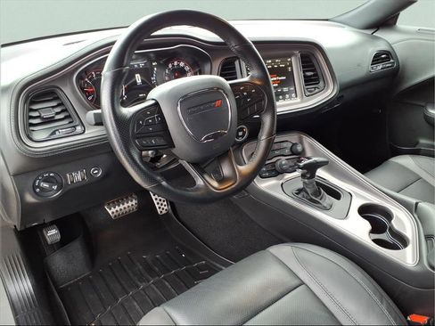 Used 2023 Dodge Challenger SXT w/ Plus Package image 16