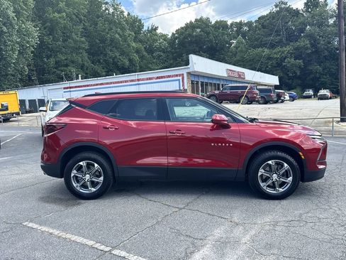 Used 2024 Chevrolet Blazer LT w/ Convenience Package FWD image 8