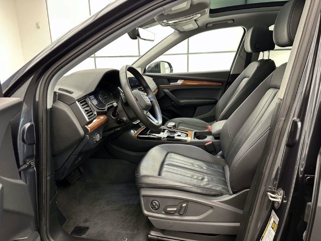 Used 2023 Audi Q5 Premium Plus AWD/4WD image 12