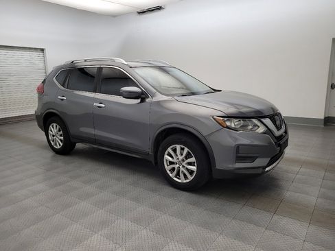 Used 2019 Nissan Rogue SV FWD image 11