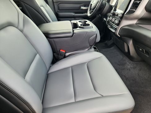 New 2026 RAM 1500 Tradesman AWD/4WD image 12