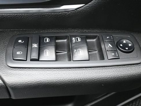 Used 2019 RAM 1500 Big Horn AWD/4WD image 13