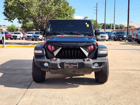 Used 2021 Jeep Wrangler Unlimited Sport AWD/4WD image 3