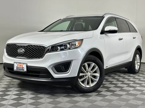 Used 2016 Kia Sorento AWD image 32