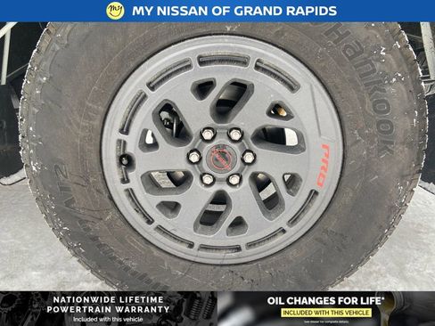 New 2026 Nissan Frontier PRO-4X w/ Pro-4x Convenience Package image 9