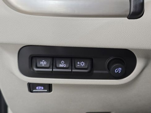 Used 2024 GMC Terrain Denali w/ Denali Premium Package image 11