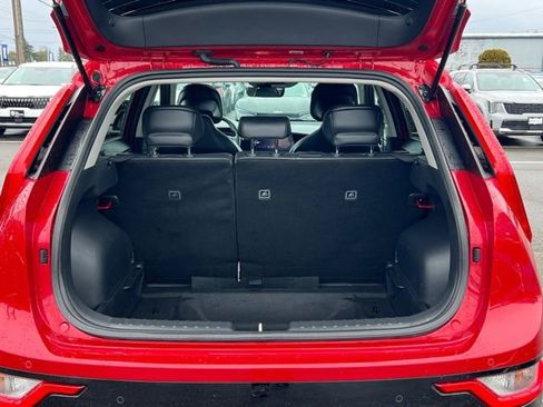 Certified 2023 Kia Niro EX Touring image 10