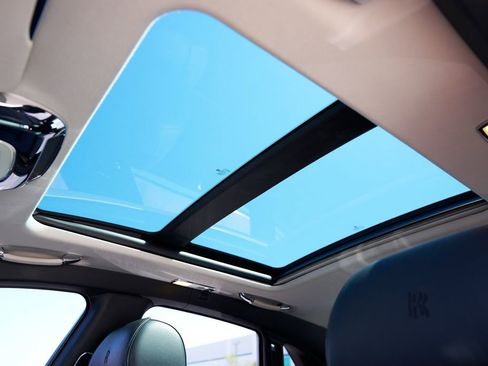 Used 2014 Rolls-Royce Ghost RWD image 53