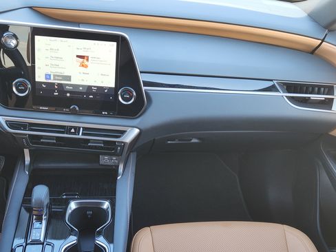 Certified 2025 Lexus RX 350 FWD w/ Technology Package image 33