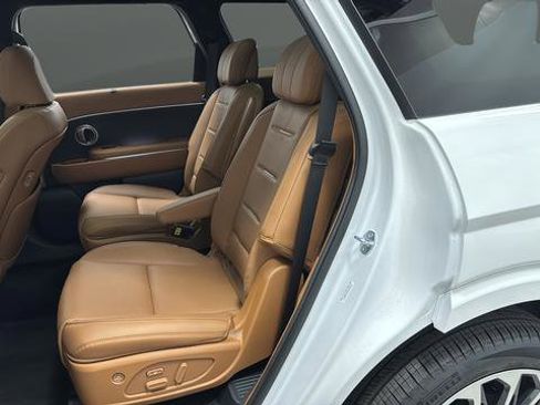 Used 2026 Hyundai Palisade Calligraphy image 23