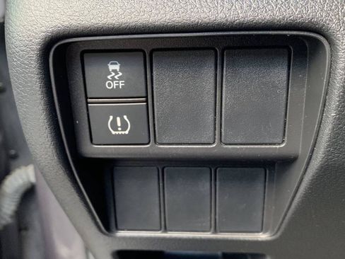 Used 2019 Honda CR-V LX image 14