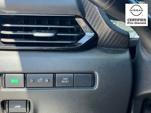Certified 2022 Nissan Sentra SV w/ Trunk Package FWD image 28