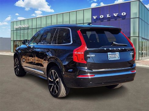 Used 2025 Volvo XC90 B5 Plus w/ Protection Package Premier image 33
