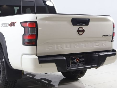 Used 2022 Nissan Frontier PRO-4X w/ Pro-4X Premium Package AWD/4WD image 24