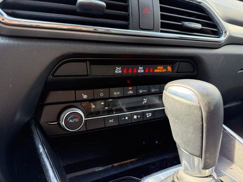 Used 2022 MAZDA CX-9 Touring w/ Touring Premium Package image 10