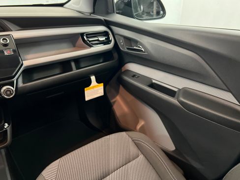 New 2027 Chevrolet Bolt LT w/ Comfort Package FWD image 11