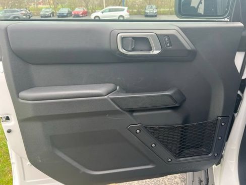 New 2026 Ford Bronco Outer Banks w/ Sasquatch Package AWD/4WD image 9