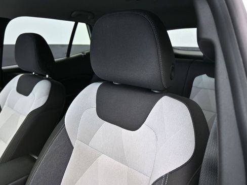 Used 2024 Chevrolet Trax LS FWD image 16