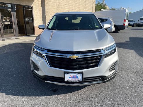 Used 2022 Chevrolet Equinox LT w/ Driver Convenience Package image 39