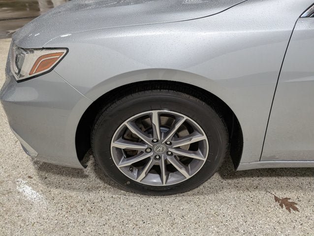 Used 2018 Acura TLX FWD image 9